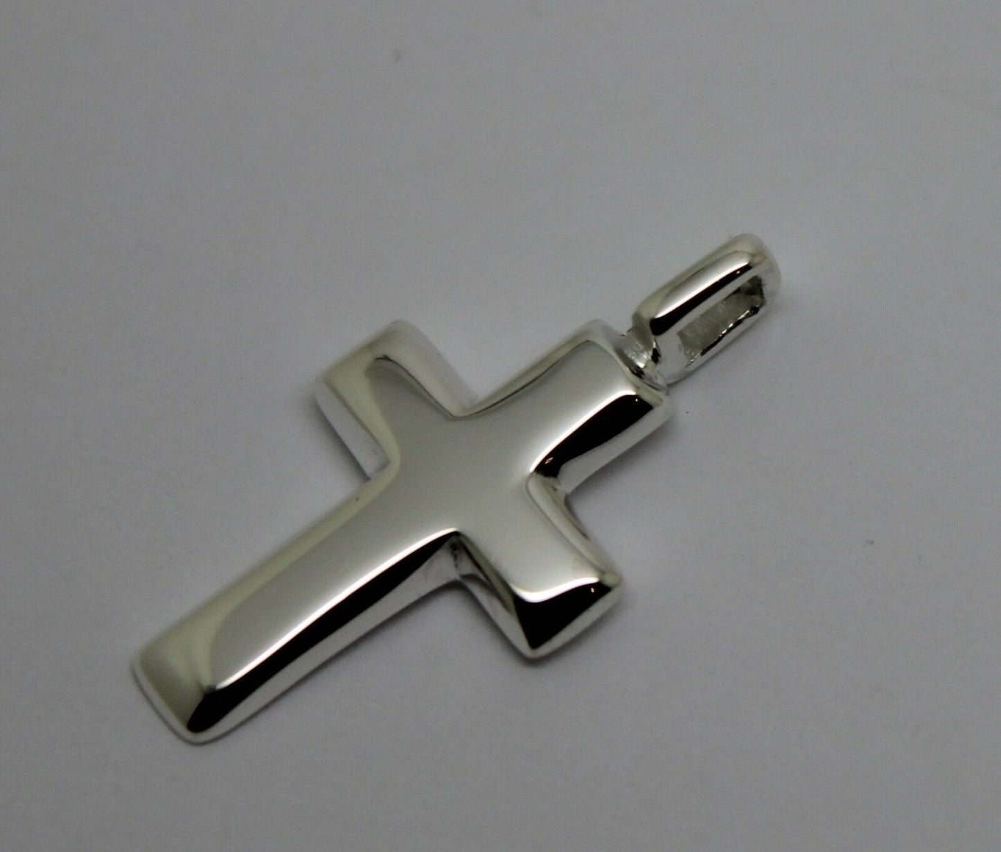 Kaedesigns Genuine Brand New Sterling Silver Plain Cross Pendant