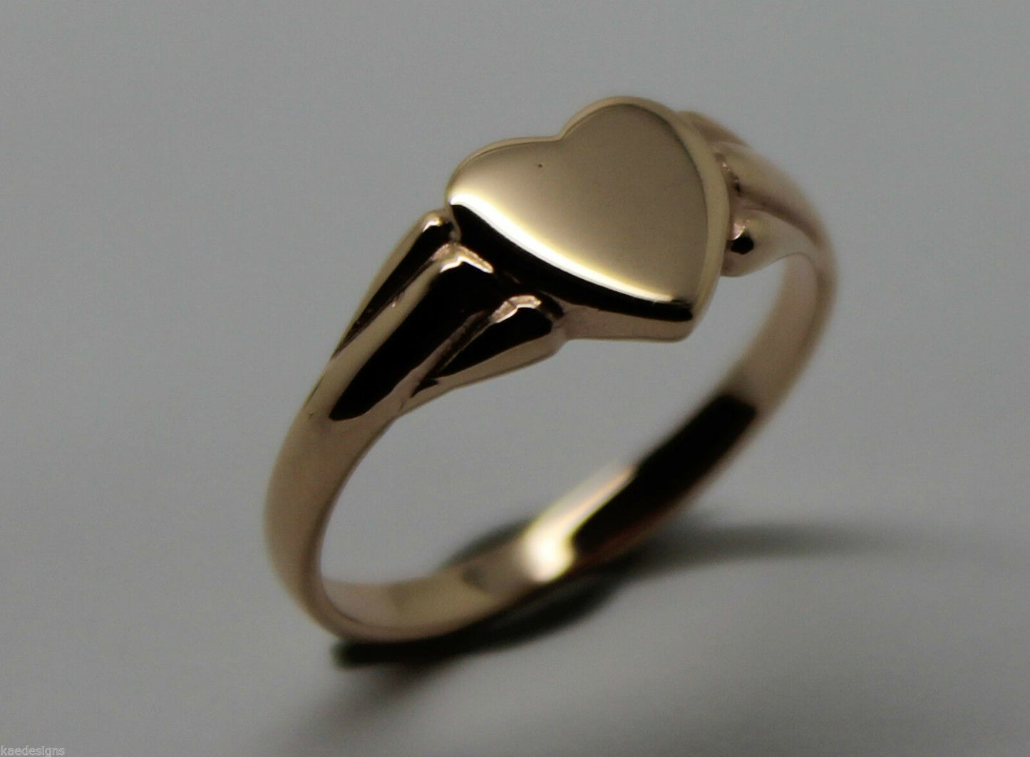 Size N Genuine New Childs Solid 9ct 375 Yellow, Rose & White Gold Heart Signet Ring 324