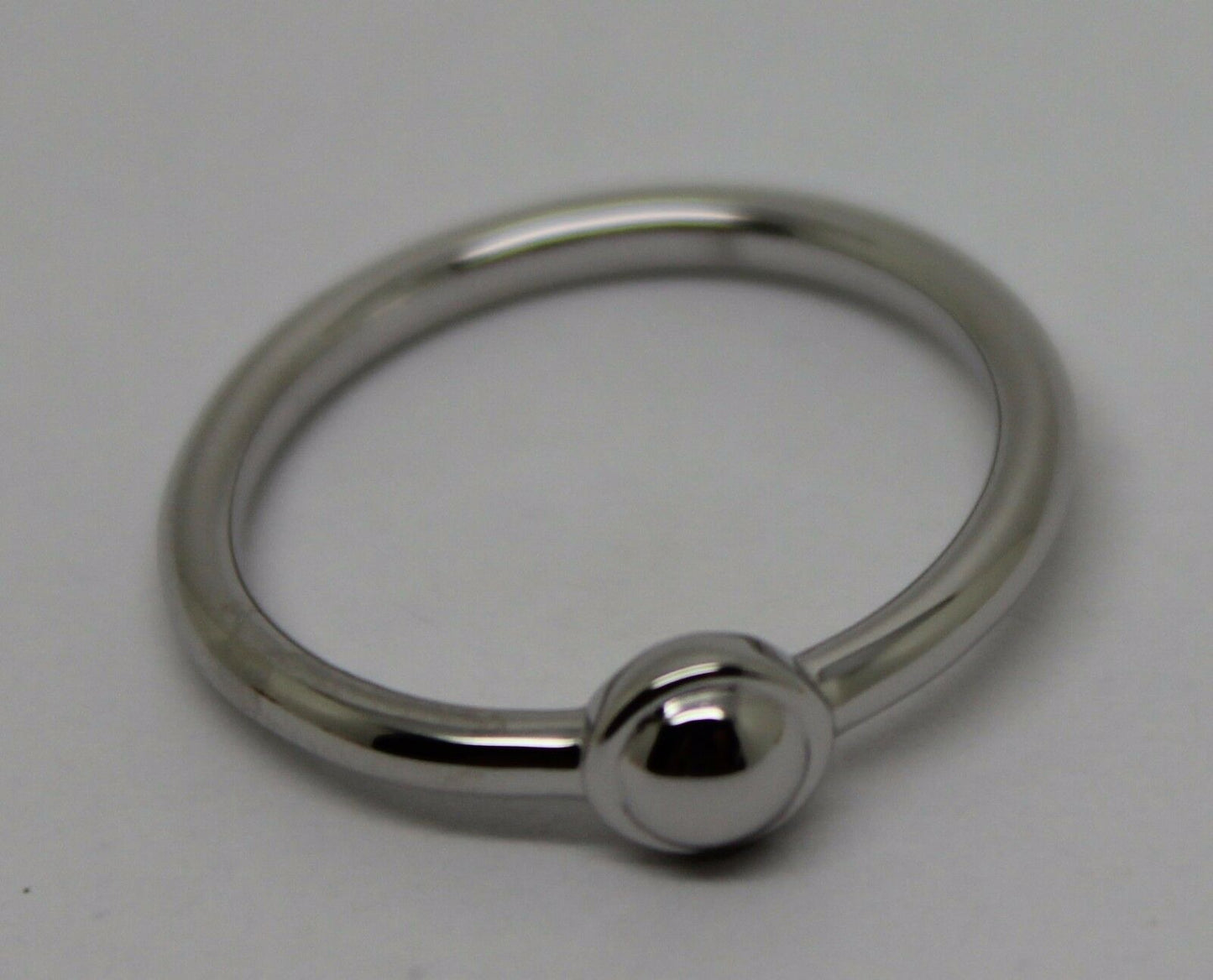 Kaedesigns, Full Solid Genuine 9ct 9kt White Gold 4mm Half Ball Ring