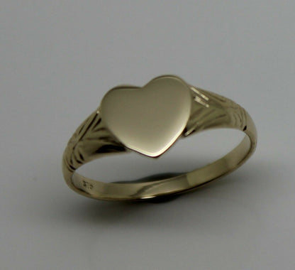 Size M Kaedesigns Solid Genuine New 9ct 9kt Yellow, Rose or White Gold Heart Signet Ring