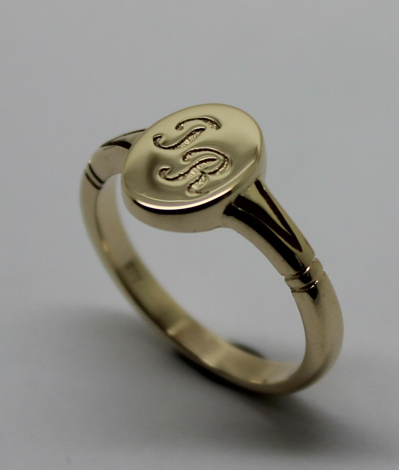 Size M Genuine Full Solid 9ct Yellow, Rose or White Gold Oval Signet Ring Engraved With Two Initials