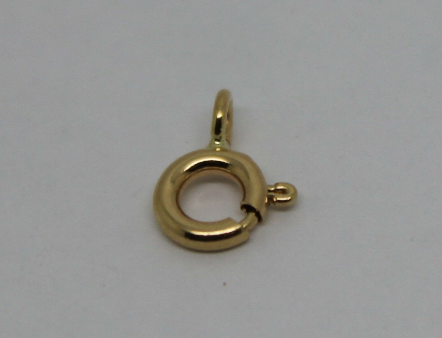 18ct or 9ct Yellow or Rose or White Gold Bolt Ring Open Clasp 4.5mm to 8mm