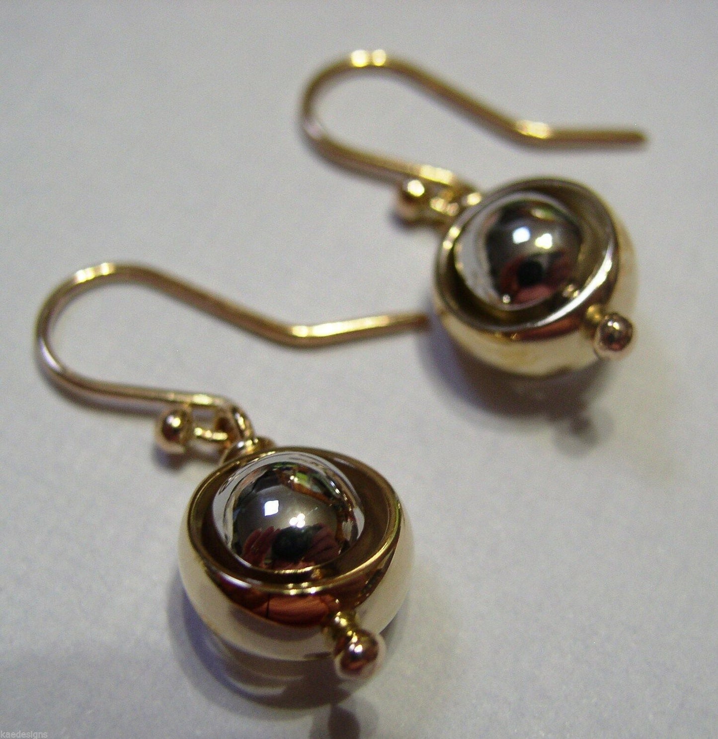 Genuine 9ct 9kt White & Yellow Gold Spinning Belcher Ball Drop Earrings
