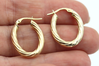 Kaedesigns New Oval 9ct Yellow Gold Lightweight Hollow Hoop Earrings