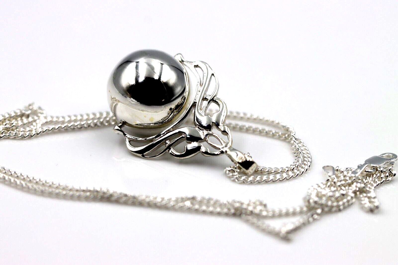 Plain silver best sale necklace chain