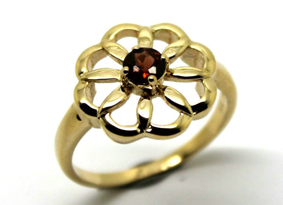 Size Q 9ct Yellow Gold Red Garnet January Birthstone Flower Ring