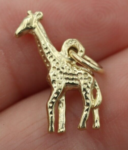 Genuine 9ct Yellow Gold Giraffe + jump Pendant Zoo Animal African Safari Pendant or Charm